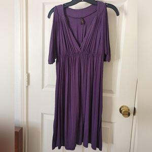 Elegant Purple Women's Dress. Small.